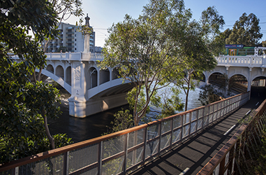 Learn-about-the-Yarra_381x250.jpg