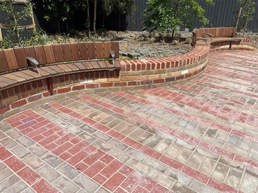 Mouclif Street park