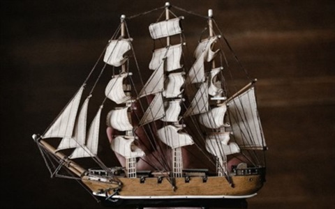 Egg-carton-sailboats.jpg